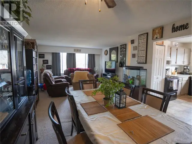 186 Waterford Avenue Penticton, British Columbia63235528033921123