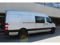 4X4 - RARE FIND SPRINTER 170 FULL SIZE 5 PASSENGERS CREW VAN WITH 4X4!!! 2015 MERCEDES SPRINTER 2500... (image 9)