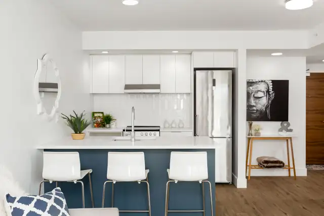 The Lonsdale - 1 Bedroom Apartment for Rent