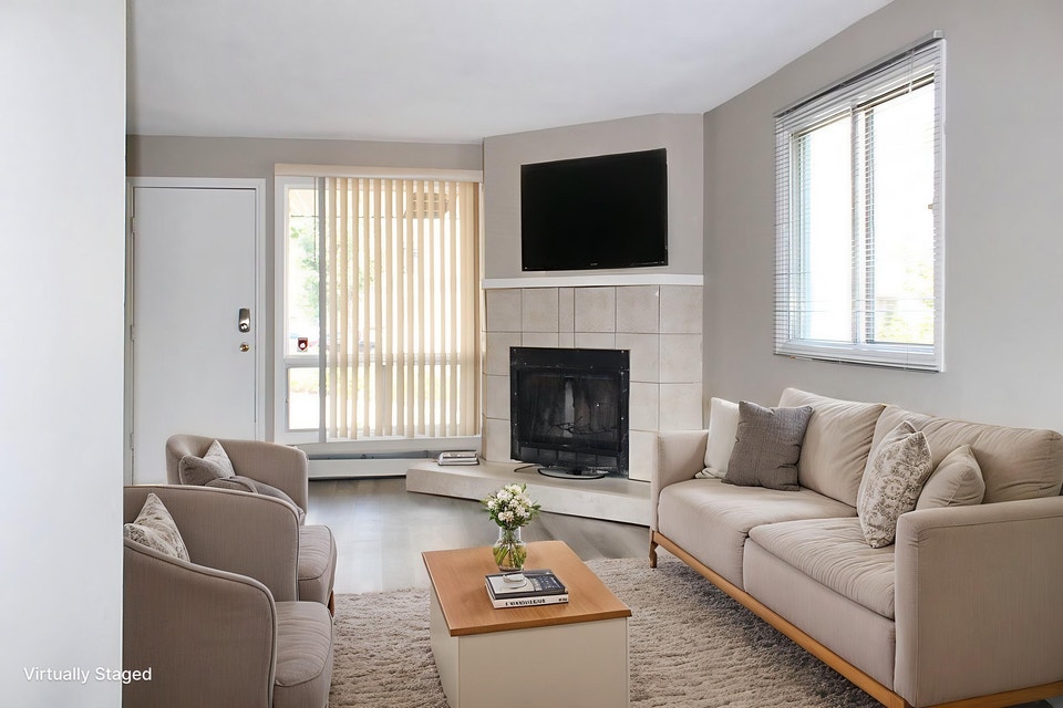 Erin Woods Apartment For Rent 2
