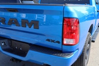 Anti-Lock Brakes;Driver Air Bag;Fog Lights;Passenger Air Bag;Side Air Bag;Traction Control;Heated Mi... (image 4)
