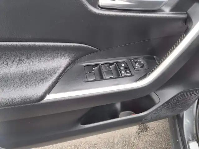 2021 Toyota RAV4 XLE CARFAX, AWD, CALL NOW, Sunroof in Cars & Trucks in Annapolis Valley - Image 13