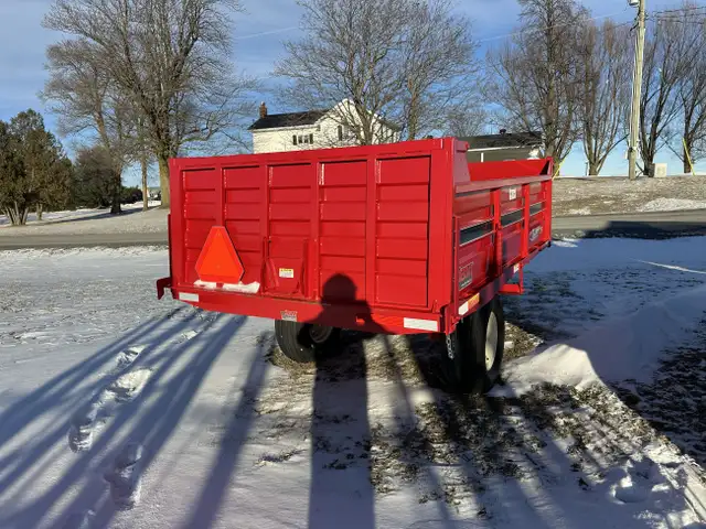 2026 JBM Mighty Dumper S500 5 Ton Single Axle Dump Trailer in Farming Equipment in Ottawa - Image 5