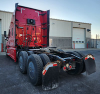 Ryder Stock ID: 282277 Transmission Type/Speed: AUTO 12 Engine: DIESEL DD15 GHG'17 505/1625 Horse Po... (image 7)