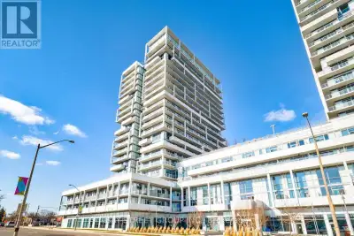 Rarely Offered Studio Suite In The Sought-After Rain Condos, Ideally Located In The Heart Of Trendy...