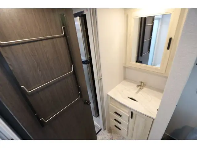 2026 Forest River Sunseeker NEUF 2500 Classe C /B+ Skirt paint + in RVs & Motorhomes in Laval / North Shore - Image 22