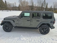 2021 jeep wrangler unlimited altitude cuir gps mags banc et volant chauffant bluetooth bas kilo tres... (image 2)
