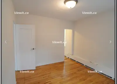 Beautiful 1 Bedroom in the Beaches Beautiful 1 Bedroom in the heart of the Beaches. Lots of natural...
