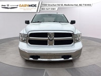 Presenting the stunning 2023 Ram 1500 Classic SLT 4x4 Crew Cab in an elegant White finish, paired wi... (image 4)