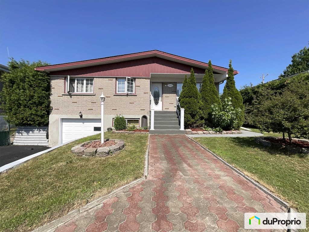 $659,000 - Bungalow for sale in Longueuil (Vieux-Longueuil) — photo 1