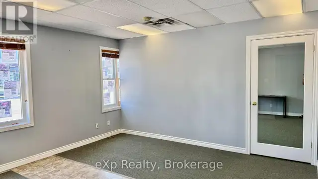 414 10TH STREET Hanover, Ontario in Commercial & Office Space for Rent in Owen Sound - Image 5