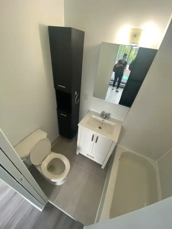 Apartment 1 1/2, 2 1/2 June 1st 202462854413417857124