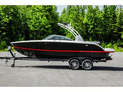 US-PFWFZ236E526 Tour de wakeboard, Toit bimini, Banc convertible, Configuration Lounge, Tapis amovib...