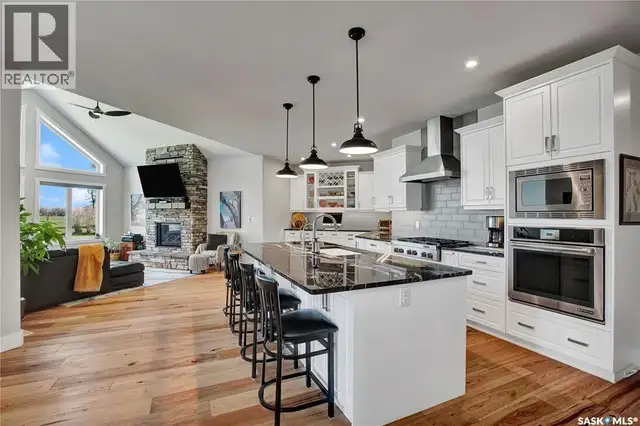 Lazy S Acreage Montrose Rm No. 315, Saskatchewan in Houses for Sale in Saskatoon - Image 24
