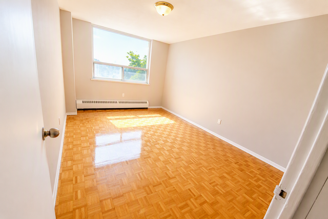 1 BEDROOM APARTMENT FOR RENT in Long Term Rentals in City of Toronto - Image 7