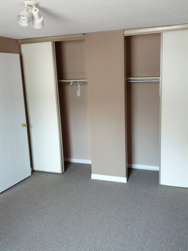 Two Bedroom Suite On Adelaide St and Dundas St Long Term Rentals
