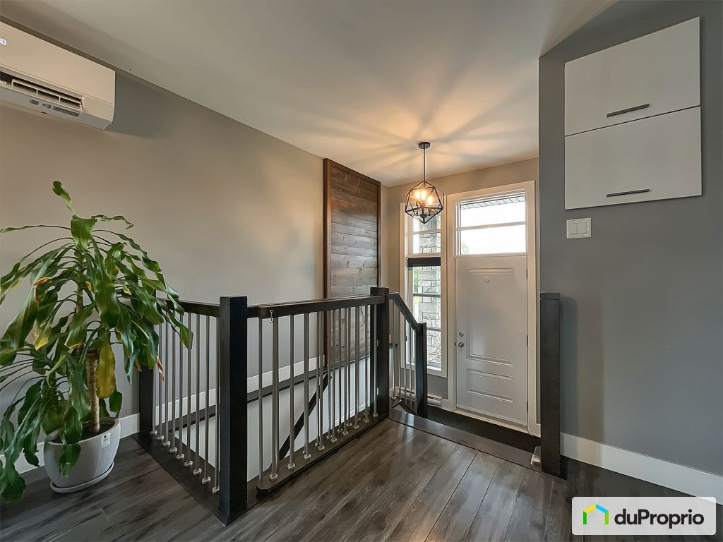 $339,500 - Semi-detached for sale in St-Bernard — photo 3