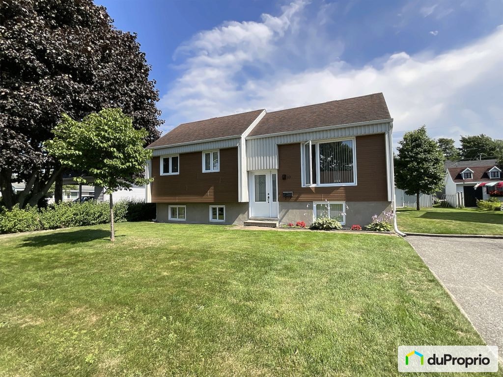 $365,000 - Bungalow for sale in Levis — photo 1