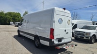 FULLY SERVICED & ONTARIO SAFETY STANDARDS CERTIFIED AT NO ADDITIONAL COST! NO HIDDEN FEES! Rare Spec... (image 6)