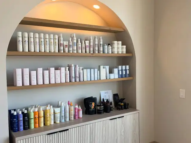 Salon Room Rental in Other in Kingston - Image 4