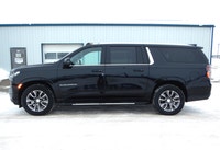 2023 Chevrolet Suburban LT Chevrolet Suburban LT 2023 ... Safety Equipment OnStar and Chevrolet conn... (image 1)