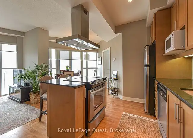 Breathtaking city views! in Houses for Sale in Mississauga / Peel Region - Image 10