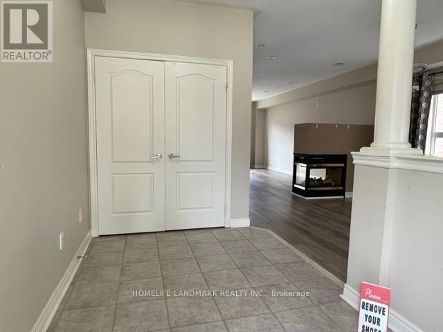 46 STONEHEATH CRESCENT Markham (Cachet), Ontario 2
