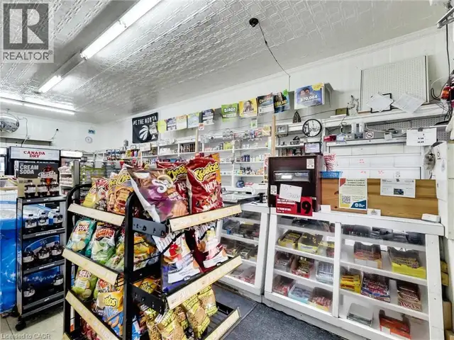 44 FRANCIS Street Hamilton, Ontario in Commercial & Office Space for Sale in Mississauga / Peel Region - Image 6