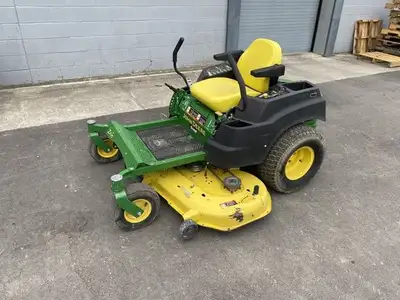 2015 John Deere Z435 Zero Turn Lawn Mower. 234 hours. 54in. deck w/ mulch kit. Recent Service and in...