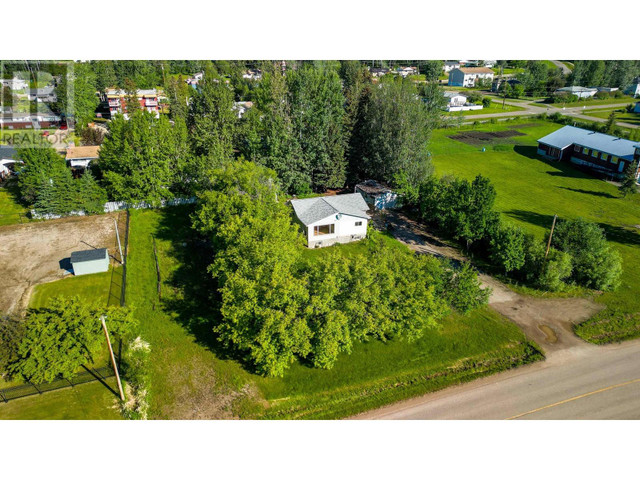 5307 AIRPORT DRIVE Fort Nelson, British Columbia in Houses for Sale in Fort St. John - Image 4