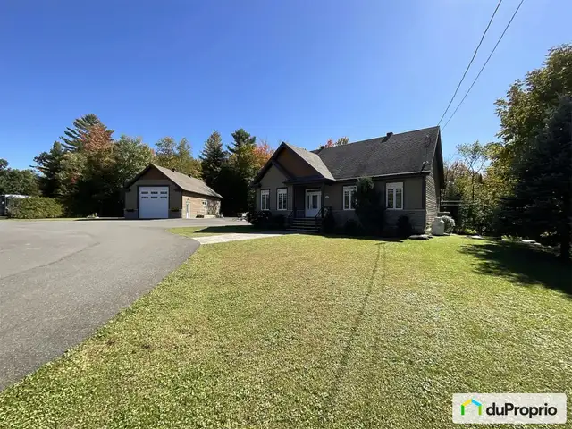 $950,000 - Bungalow for sale in Sherbrooke (Deauville) in Houses for Sale in Sherbrooke - Image 3