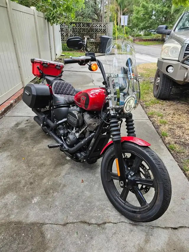 2023 HARLEY-DAVIDSON SOFTAIL STREET BOB 114 - RED in Street, Cruisers & Choppers in Delta/Surrey/Langley - Image 3