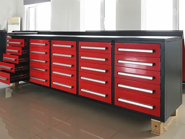 Workbench | Cabinet & Tool Storage in Tool Storage & Benches in Peterborough - Image 2