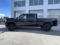 AMVIC Licensed Dealer | Denali Ultimate Package | Denali Black Diamond Edition | GMC MultiPro Tailga... (image 4)