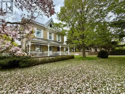 Nestled in the village of Cromarty is this charming and distinct architectural style 2 storey home,...
