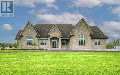 Luxury Living Meets Industrial Capability on 10 Private Acres Discover a rare blend of luxury, effic...
