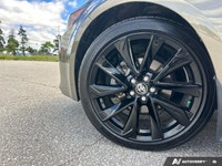 The advertised vehicle price is based on a promotional finance offer. Customers who purchase the veh... (image 8)