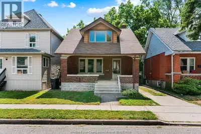 This charming brick home backs onto a park and is just steps from the waterfront walking trail, offe...