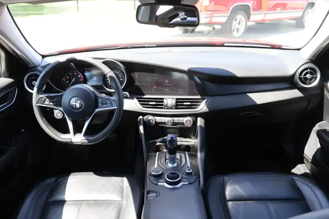 2017 Alfa Romeo Giulia5792174270906572813