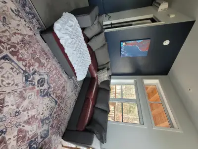 Sofa sectionnel en cuir 9x9, View more