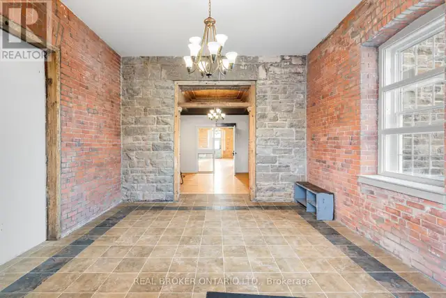 001 - 150 MILL STREET Carleton Place, Ontario in Commercial & Office Space for Rent in Ottawa - Image 7