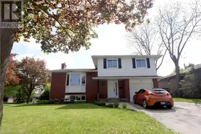 77 ORCHARD MILL Crescent Kitchener, Ontario