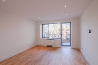 Akelius three bedroom apartment for rent. Located near Dr. Penfield in the Downtown - McGill neighbo... (image 5)