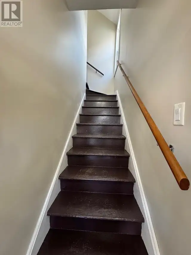 1 Bedroom Upper-Level Unit – Laundry Hookups Available – $1,249/ in Long Term Rentals in Sault Ste. Marie - Image 3
