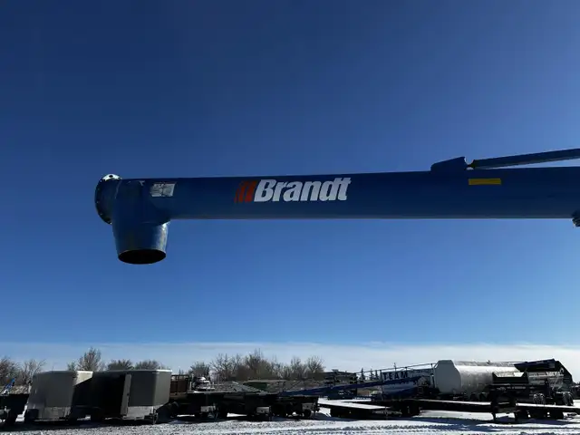 2015 Brandt 16 X 105 Ft Hydraulic Swing Grain Auger 16105-HP in Farming Equipment in Grande Prairie - Image 11
