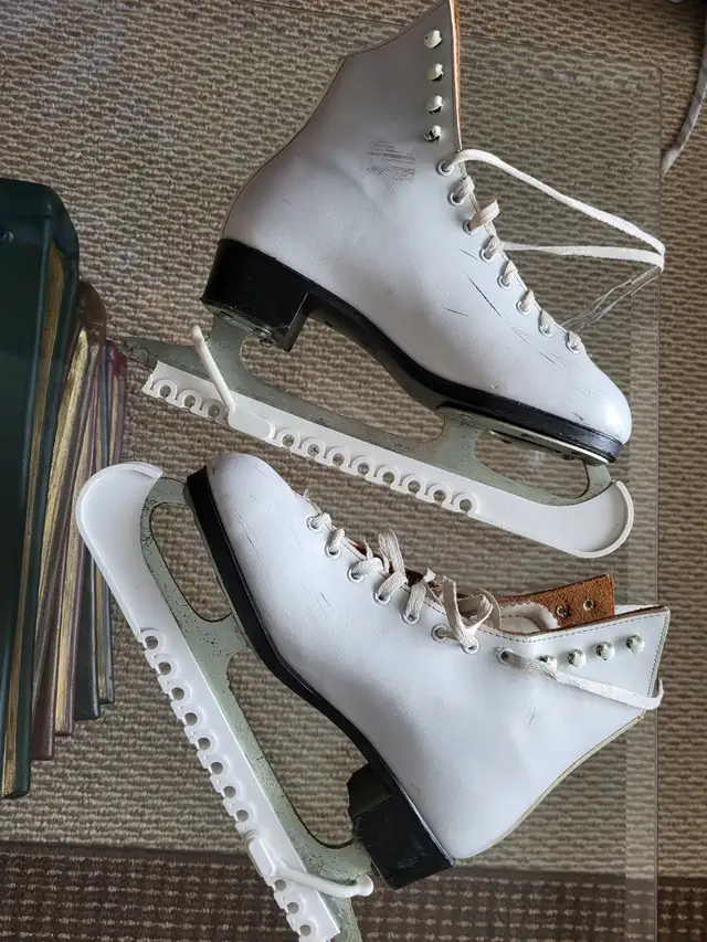 Ice Skates in Skates & Blades in Cambridge - Image 3