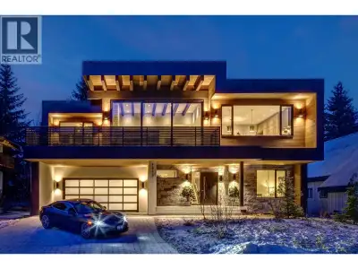 Step into sophistication and luxury in the heart of Whistler's coveted White Gold neighbourhood. Thi...