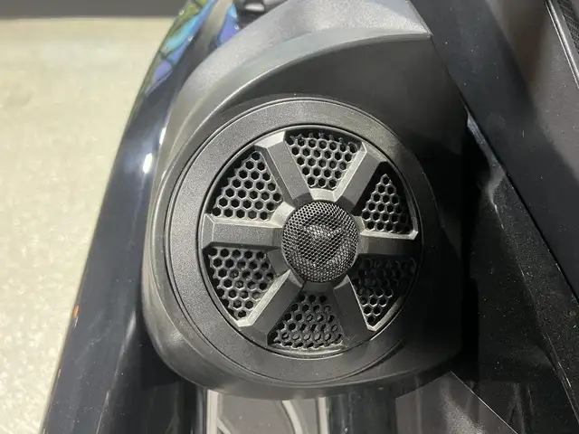 2024 Yamaha WAVERUNNER GP 1900R H.O AUDIO **A L'ETAT NEUF!!** in Personal Watercraft in Laval / North Shore - Image 16