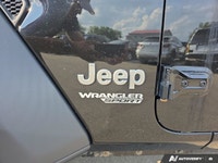 Command every adventure and rediscover the joy of driving with this exceptional Black 2019 Jeep Wran... (image 9)