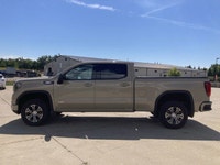 This GMC Sierra 1500 has a dependable Diesel Turbo 6cyl 3.0L engine powering this Automatic transmis... (image 9)